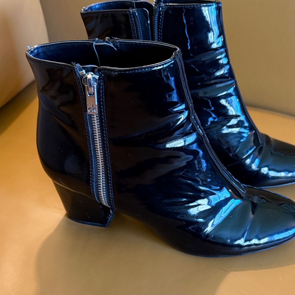 Calvin Klein Shiny Black Ankle Booties - Picture 3 of 9